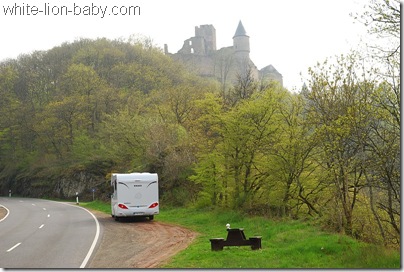 Burg Bourscheid ist in Sicht