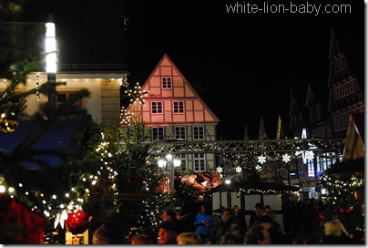 Blick über den Weihnachtsmarkt in Celle